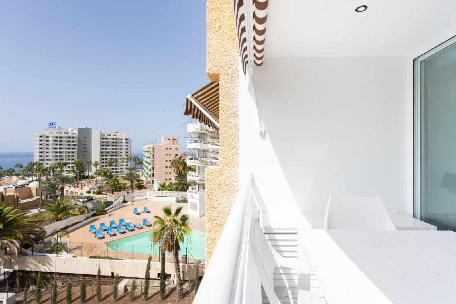 Lujo Borinquen 403 Vista Al Mar Apartment Playa Fanabe Exterior photo
